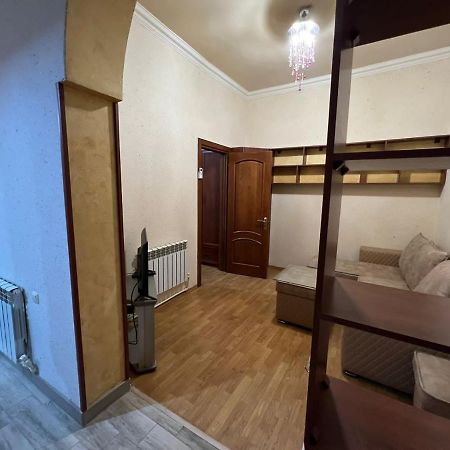 Comfy Apartment On Amiryan Street,Near Republic Squere Yerevan Exterior photo